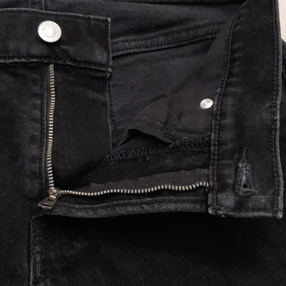 Abercrombie & Fitch Men's 29 Waist Skinny Stretch Destroyed Jeans